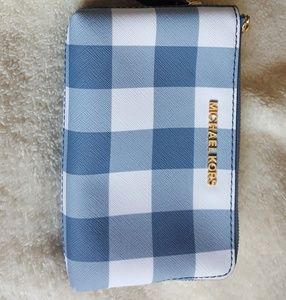 Michael Kors wristlet